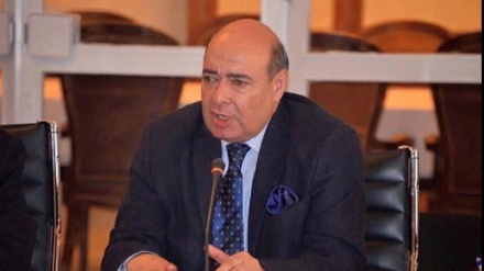 راه حل مبارزه با فساد در گمرک ابونصر فراهی مسدود کردن این گمرک نیست 