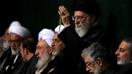 Iran Tenggelam dalam Duka di Hari Tasua