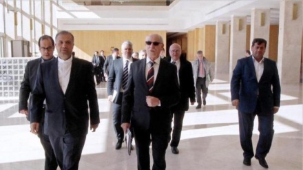 Europa procura estabelecer sistema bancário com o Irã