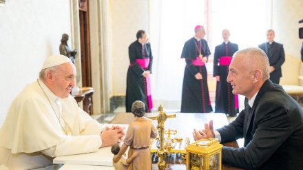 Meta në Vatikan, Papa Françesku: Zgjodha Shqipërinë për të dhënë një mesazh