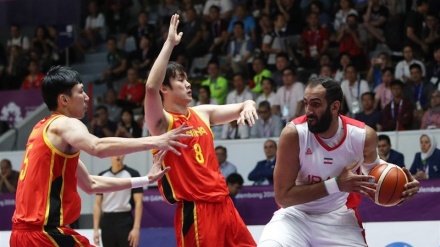 Jogadores de basquete iranianos conquistam medalha de prata nos Jogos Asiáticos 2018