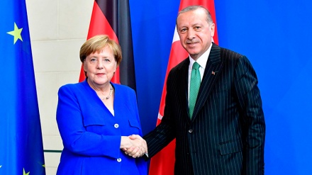 Merkel në takim me Erdogan: Do të kemi një takim katërpalësh për Sirinë