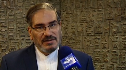 Shamkhani: Bangsa Iran Tidak akan Menyerah Menghadapi Kezaliman dan Ketidakadilan