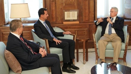 Assad: US-Politik besteht aus Drohungen, Sanktionen und Terrorismus-Unterstützung