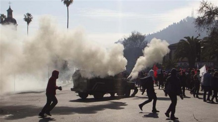 Clashes break out during Chile coup anniversary