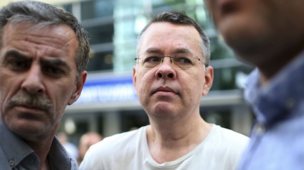 ארדואן:לא נשחרר את הכומר למרות איומי ארה