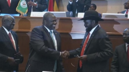 South Sudan’s president, rebel leader sign peace deal