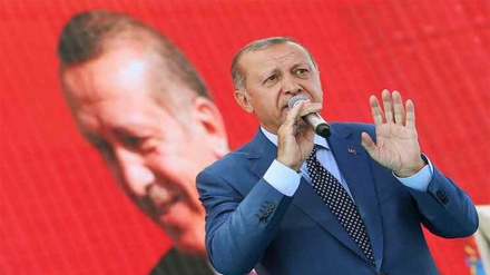 Erdogan: EEUU envió 19 000 camiones con armas a terroristas en Siria