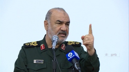 Potencias mundiales no pueden tolerar surgimiento de un Irán poderoso