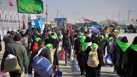 خیل عاشقان حضرت اباعبدالله الحسین علیه السلام در مرزهای عراق 