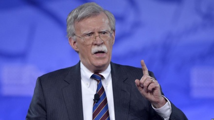 アメリカ大統領補佐官が中距離核戦力全廃条約の破棄を強調