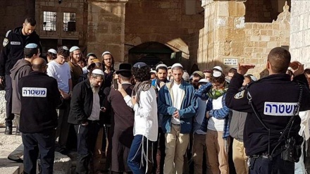 Anggota Knesset Turut Serbu Masjid Al-Aqsa