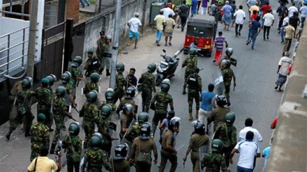 One dead in Sri Lanka shooting as constitutional crisis escalates