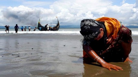 UNHCRが海上のロヒンギャ族難民の状況を懸念