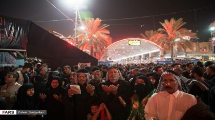 (FOTO) La sera dell'Arbaeen, a Karbala - 1