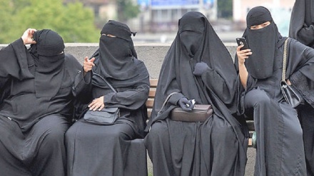 Maulamaa Algeria walalamikia marufuku ya vazi la Burqa makazini