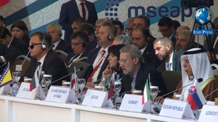 イラン国会議長、「世界の問題は、アメリカの独善主義による結果」