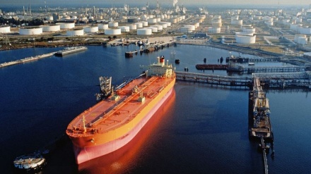 İran, petrol gelirlerinin tamamına ulaşabiliyor