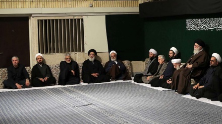 Líder iraní participa en la ceremonia de luto de Arbain+Fotos