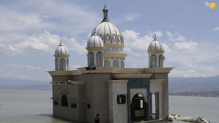 Masjid Terapung Palu