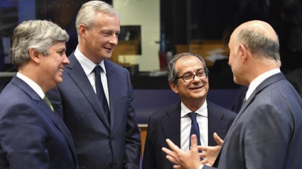 Brukseli paralajmëron Italinë: Do përfundojë si Greqia