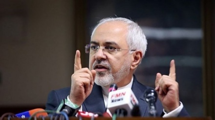 イラン外相、「国際社会はアメリカの制裁に対抗」