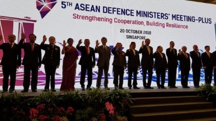 东盟与中国首次举行联合军演