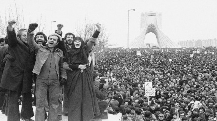 Find out more about the Islamic Revolution (8)