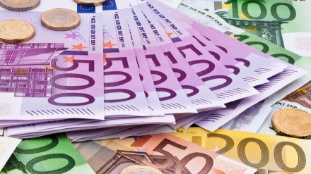 Ўзбекистон валюта биржасида евро 10 минг сўмлик маррага қайтди