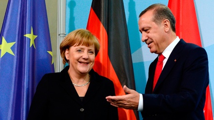 Erdoğan, Almanya Başbakanı Merkel ile görüştü