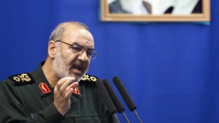 Gen. Salami: Il nemico è diventato impotente contro l'Iran