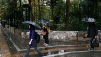 イランで今年初の秋雨