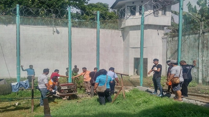 Индонезия: Зилзилада 1200 дан зиёд маҳбус қамоқдан қочди