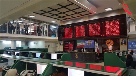 Iran starts selling oil through its Energy Bourse   