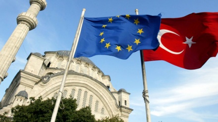 Parlamenti Evropian shkurton paketën financiare për Turqinë