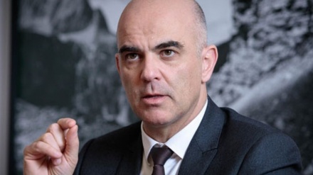 Swiss Tolak Pengiriman Senjata ke Ukraina