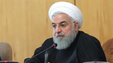 Rouhani: la resistenza del popolo iraniano ha fallito le cospirazioni americane