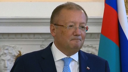 רוסיה: בריטניה מנסה להכפיש אותנו יחד עם ארה