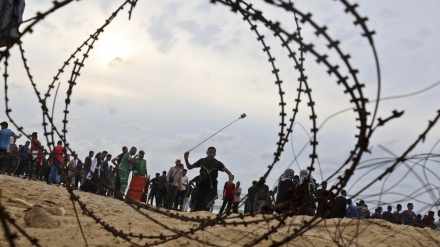 ガザ地区封鎖解除を訴える海上デモにおいて、新たにパレスチナ人数十人が負傷