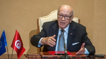 Tunisia: Essebsi, 
