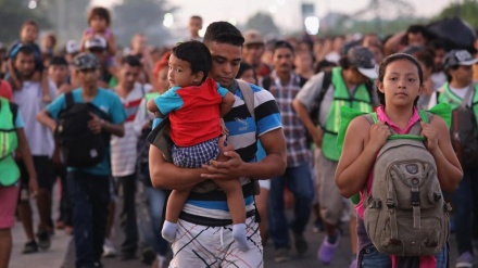 Migrantes hondureños en México siguen rumbo a EEUU+video