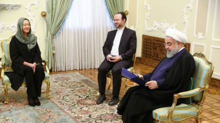 Presidente Rouhani pede medidas práticas da Europa para melhorar os laços econômicos com o Irã