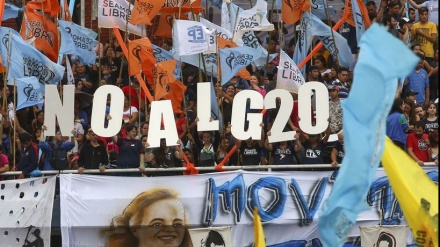 布宜诺斯艾利斯民众举行反G20和本•萨勒曼示威游行活动