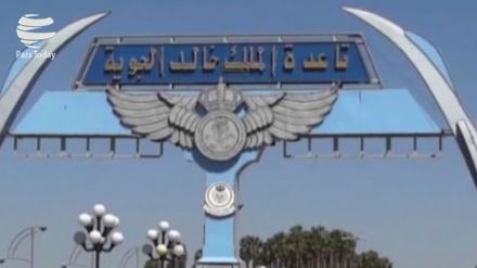 بمباران پایگاه هوایی «ملک خالد» در عربستان توسط یگان پهپادی ارتش یمن 