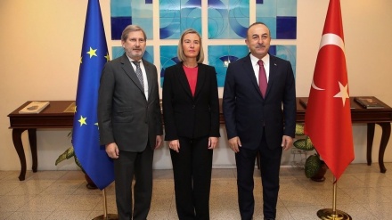 AB, Türkiye'de siyasi tutukluların durumundan endişeli