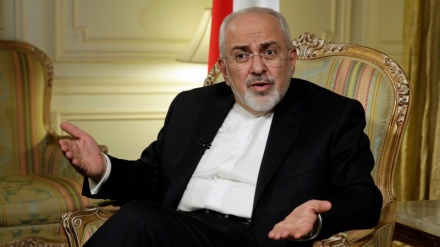 Zarif: Suksesi më i rëndësishëm i Revolucionit Islamik, dhënia e të drejtës së votës qytetarëve iranianë
