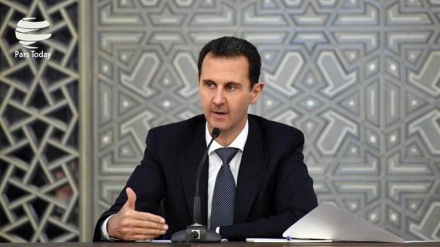 अमरीका विश्व में जिहालत और भुखमरी को बढ़ावा देने के लिए चरमपंथ फैला रहा है, असद