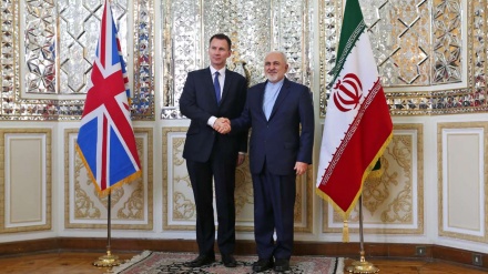 イラン･英外相が電話会談、「船舶の拿捕に関する最新状況を調査中」