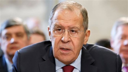 Lavrov: Usa devono condividere informazioni su 800 terroristi ISIS catturati in Siria