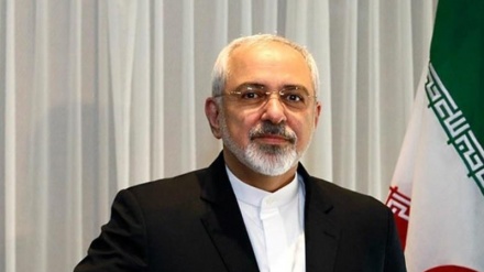 Ministri i Jashtëm iranian viziton Indinë

